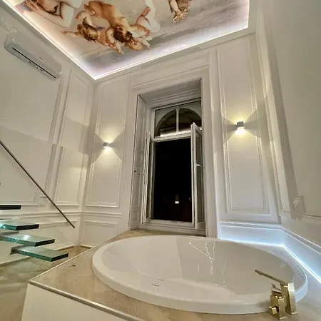 Luxury בודפשט